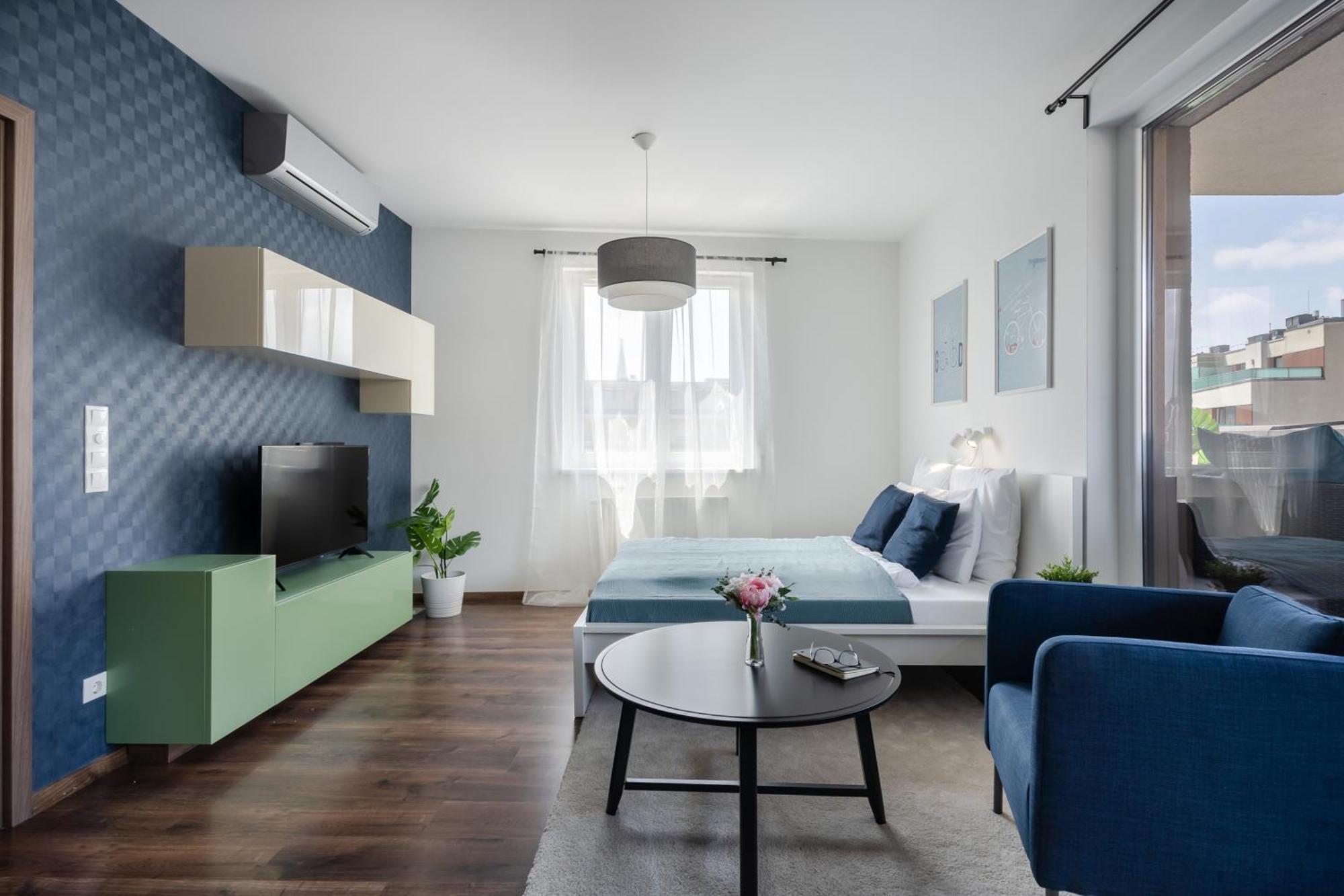 Апартаменти Corvin Quarter